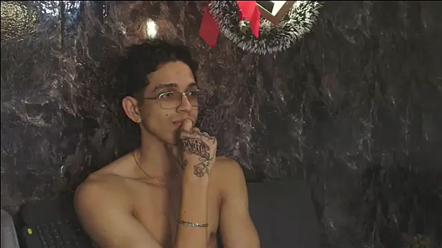 nicolai_drake's cam snapshot