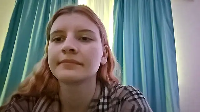 LynteriLain's cam snapshot