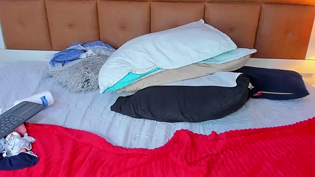 Sasha_Picot17's cam snapshot