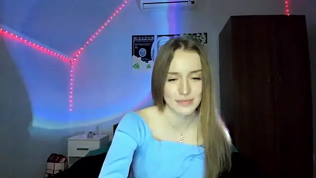 tinyglow's cam snapshot