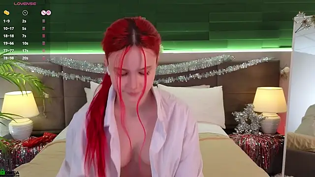 Rina_Red's cam snapshot