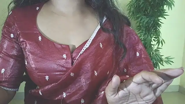 Mallu_Neelaanjanam's cam snapshot