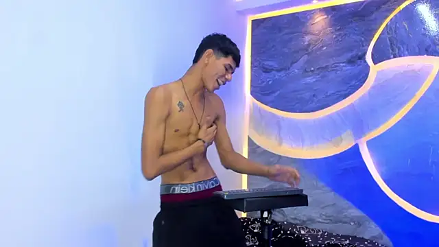 Sex_Boy_33_ live sex cam