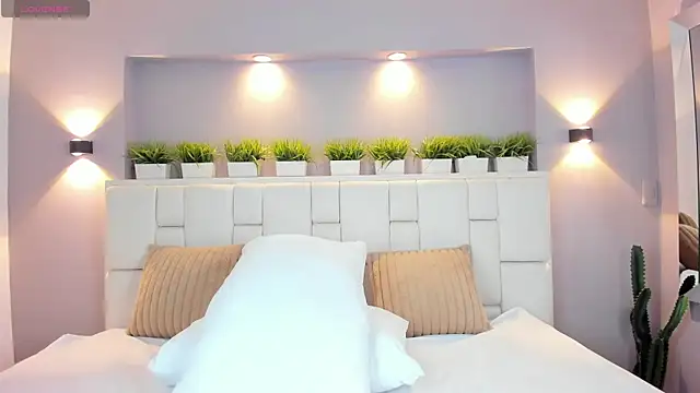 LunnaBlake's cam snapshot