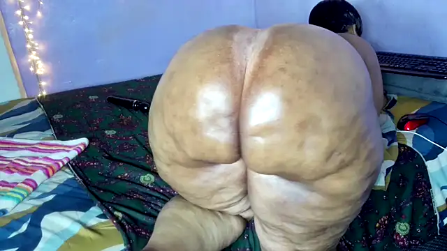 wilmaassylum's cam snapshot