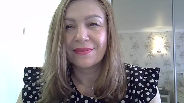 Alexandra-Rosee's cam snapshot