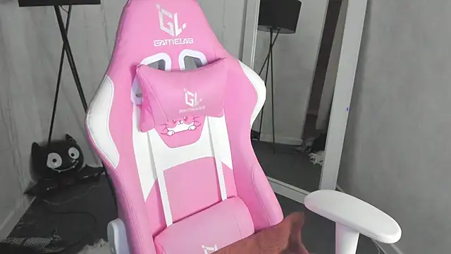 ElizabethHarpper's cam snapshot