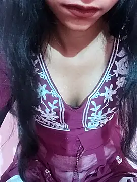 Mynidhiji's cam snapshot