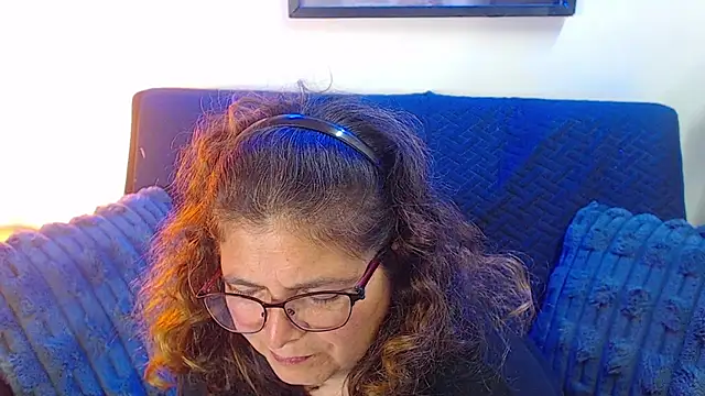 Linda_banks_'s cam snapshot