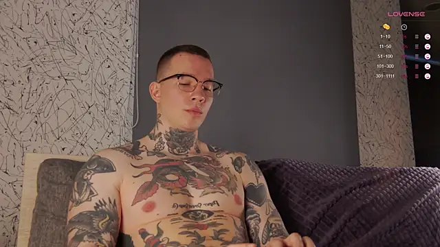 Tommy_cat live sex cam