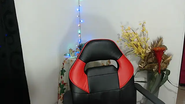 Megaan-love5 live sex cam