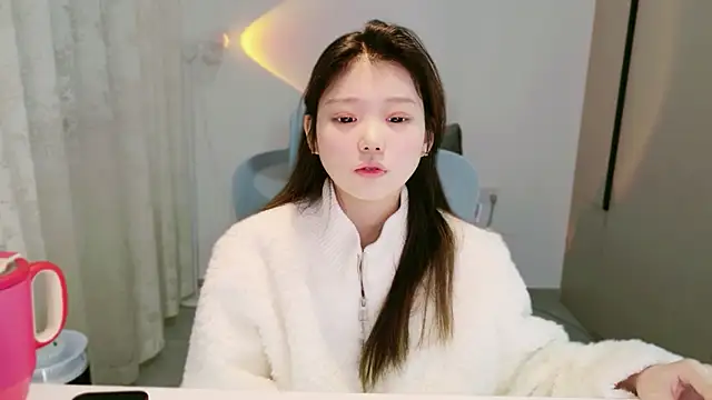 yang-yang-yang's cam snapshot