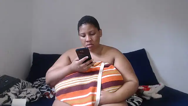 PIXIEBITCHXXX26's cam snapshot