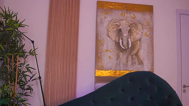 LaraSynn's cam snapshot