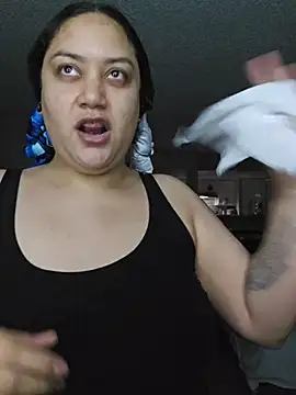 honeeyyy_pot's cam snapshot