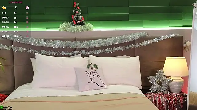 Rina_Red's cam snapshot