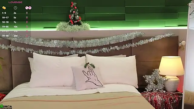 Rina_Red's cam snapshot