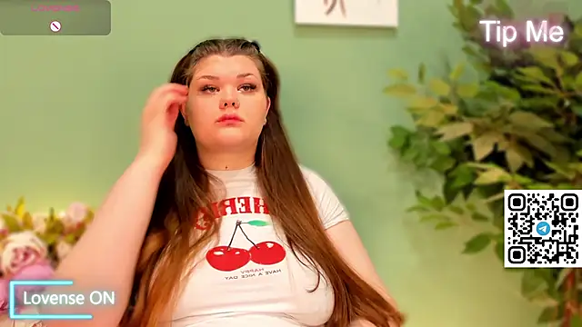 elle_one's cam snapshot