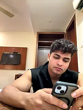 Vihaaanfucks live sex cam