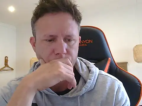 TroyDieselXXX live sex cam