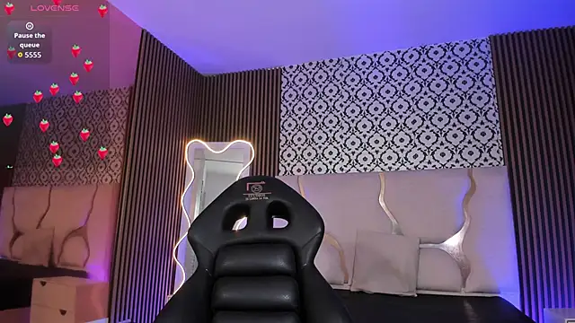 penelope_tay1's cam snapshot