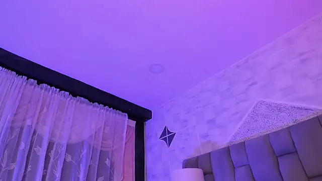 ailynBlaze's cam snapshot