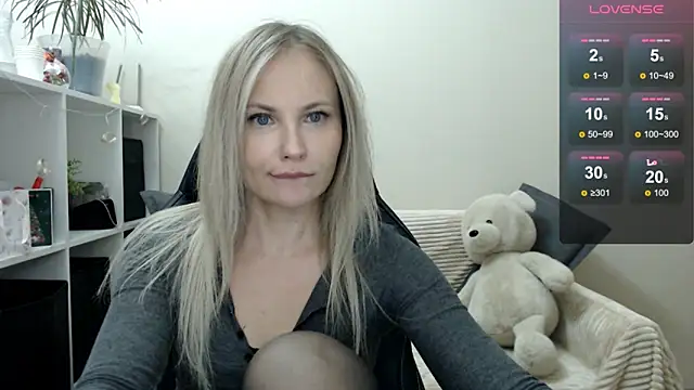 Sunny_bunny6 live sex cam