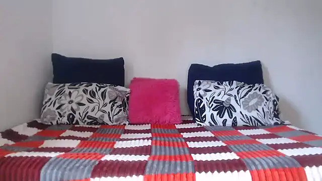 PIXIEBITCHXXX26's cam snapshot