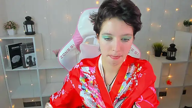 Sara_Frayer's cam snapshot