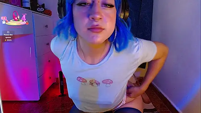 zora_blue777's cam snapshot