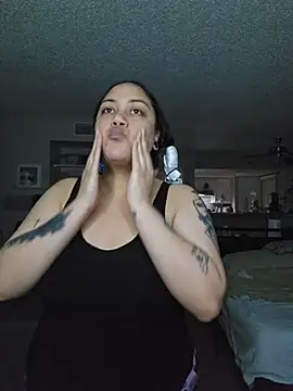 honeeyyy_pot's cam snapshot