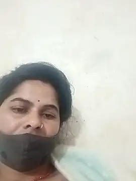 JULEE-740's cam snapshot