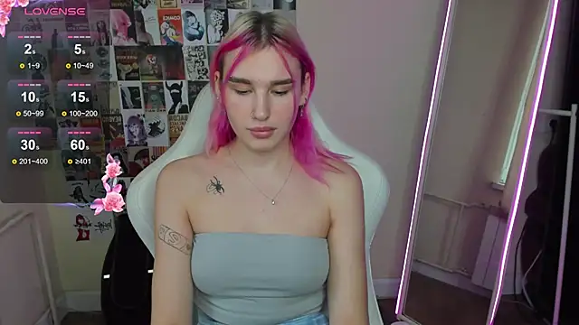 EvelinaLuu's cam snapshot