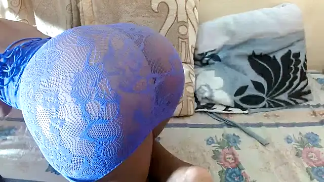 xfoxybrownxx's cam snapshot