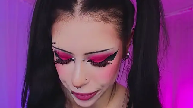 venomeowww__'s cam snapshot