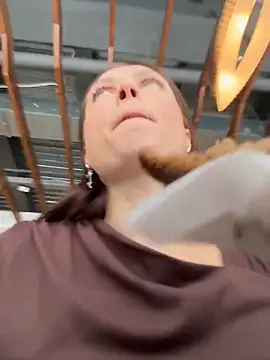 ZaraHill's cam snapshot