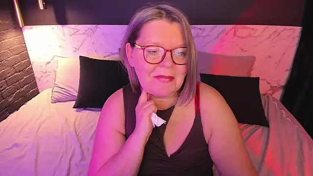 Shannonshine's cam snapshot