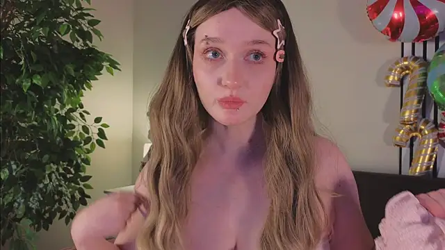 ELLIEJAY's cam snapshot