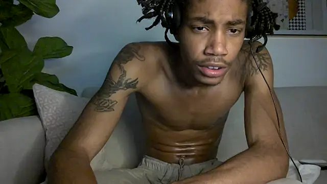 BlackBullTitus live sex cam