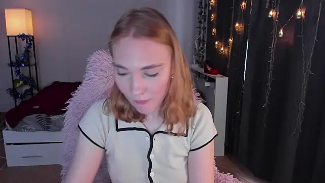 ReddHotPipper's cam snapshot