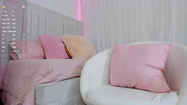 ami_sweet18 live sex cam