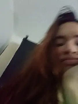 emy_ross_'s cam snapshot