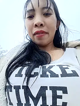 emaame68's cam snapshot