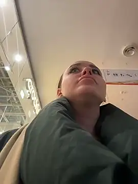 KiraSunshine's cam snapshot