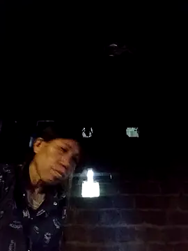 bella-la's cam snapshot