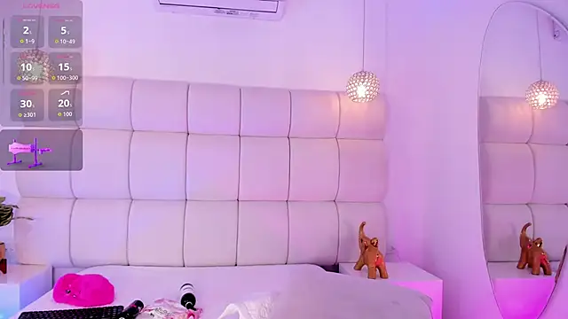 Emili__Jackson's cam snapshot