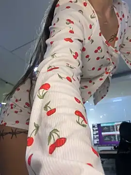 Arianavillada's cam snapshot