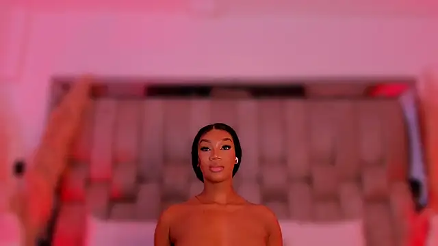 ChaynnaCooper live sex cam