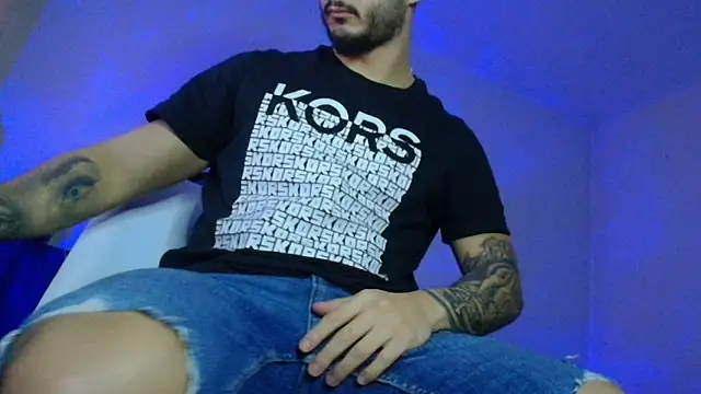 XanderCage99 live sex cam