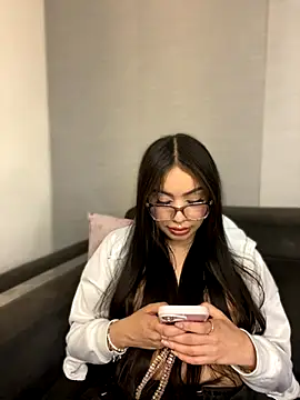 Karina16_pink's cam snapshot